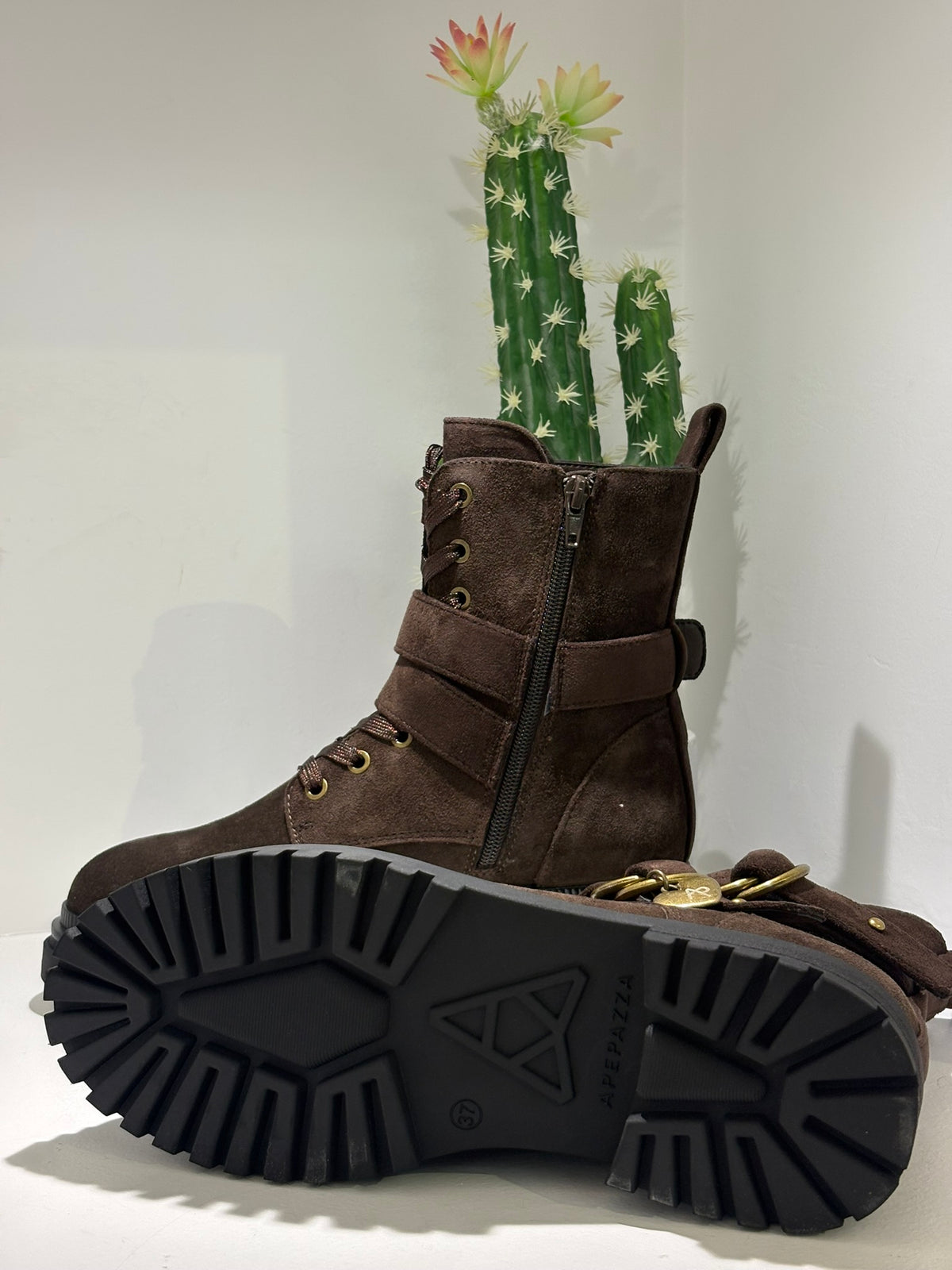 ANFIBIO IN PELLE SCAMOSCIATA CIOCCOLATO