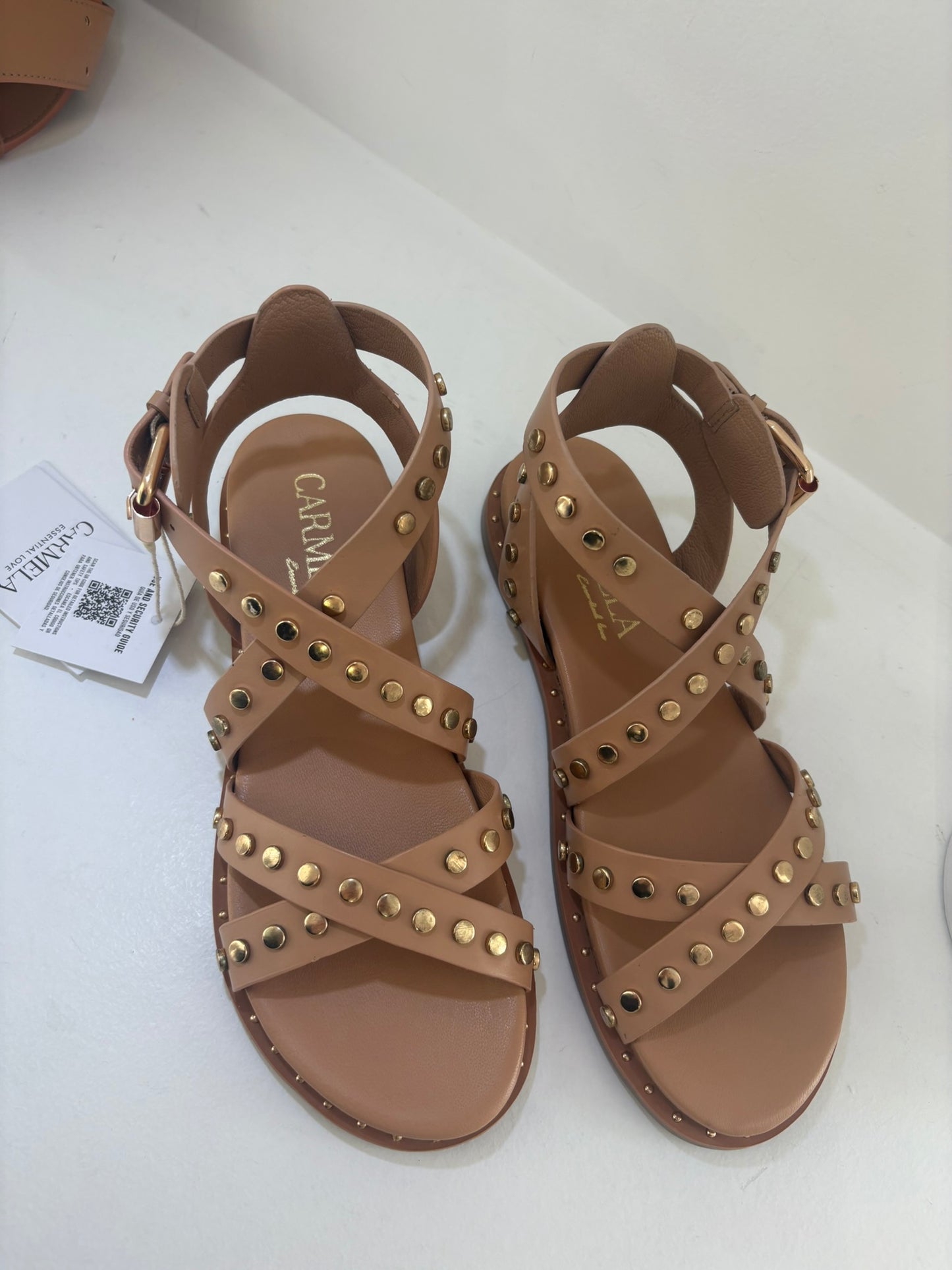 SANDALO CARMELA BORCHIE IN PELLE BEIGE