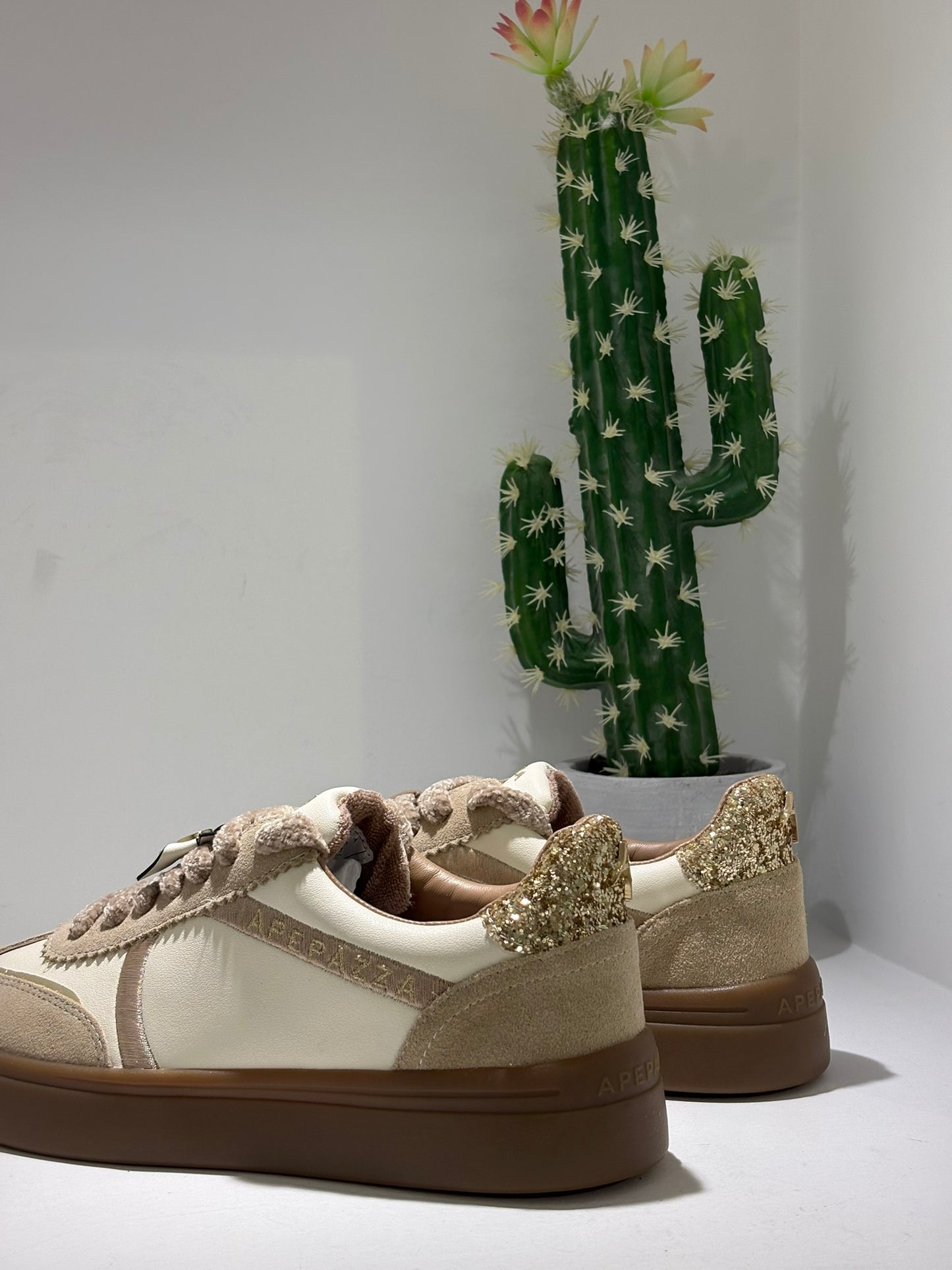 SNEAKER APE PAZZA BEIGE ORSO