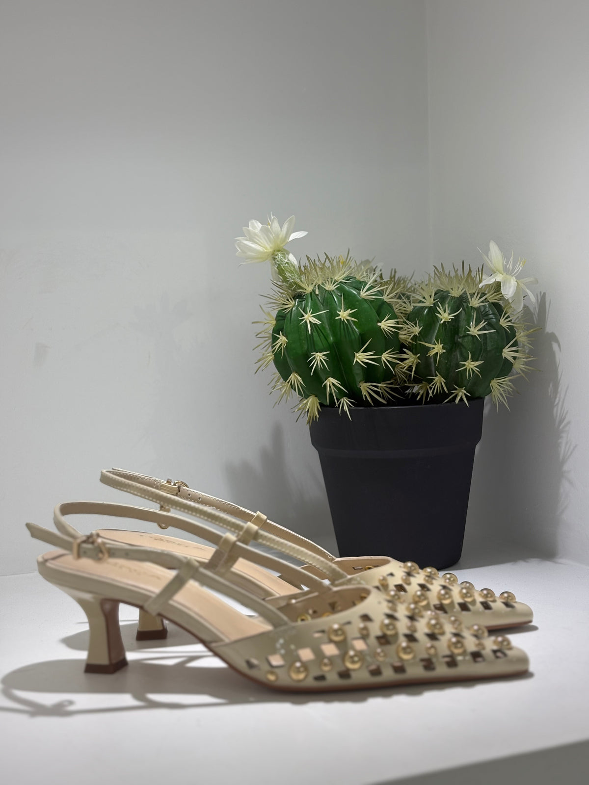 SLINGBACK TOSCA BLU BURRO E BORCHIE ORO