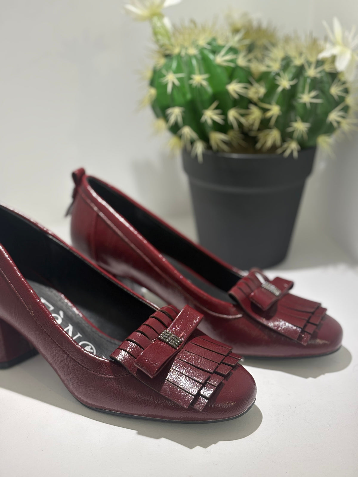 DECOLLETE VERNICE BORDO