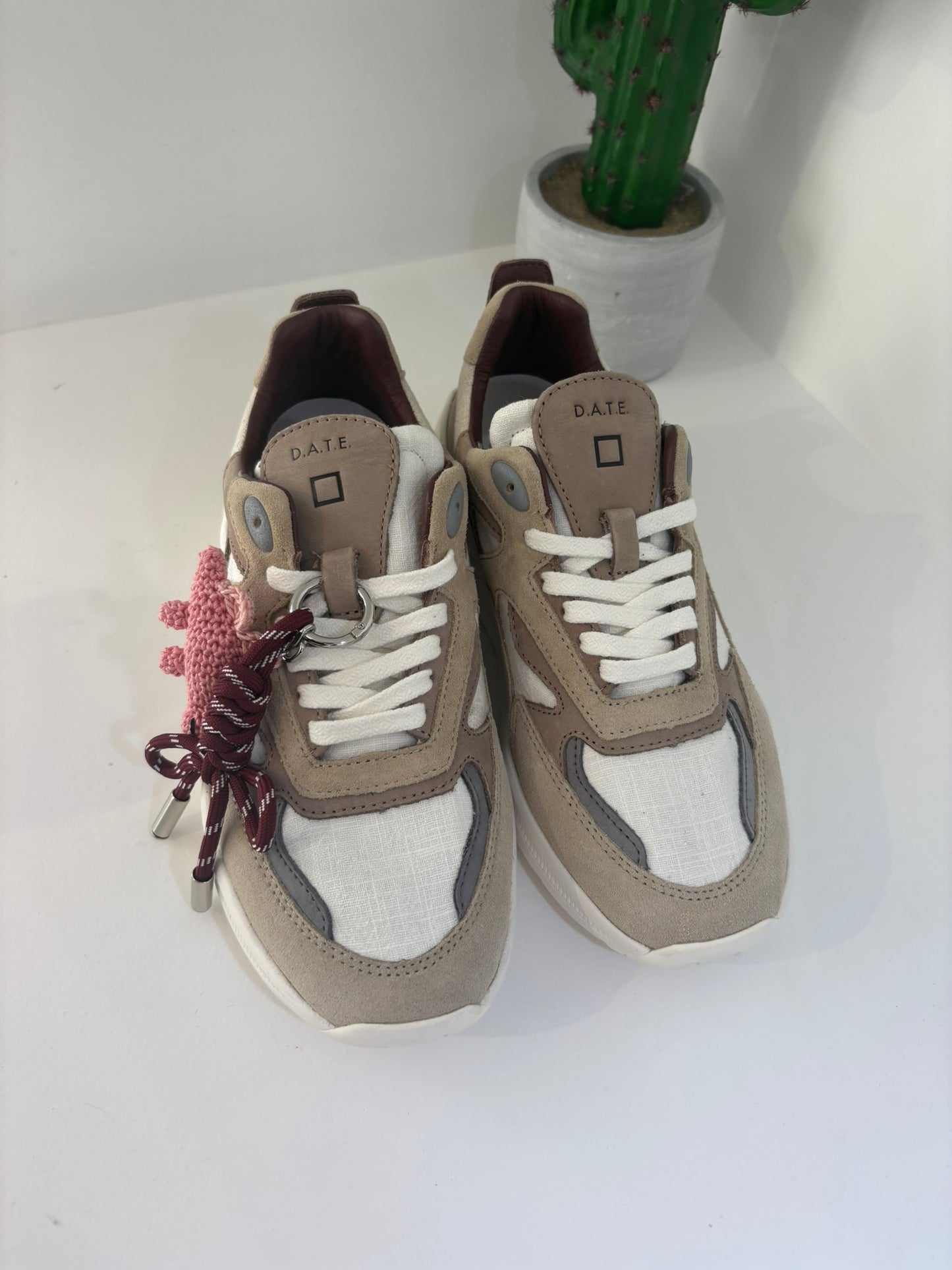 SNEAKERS DATE CON INSERTI IN CAMOSCIO BEIGE