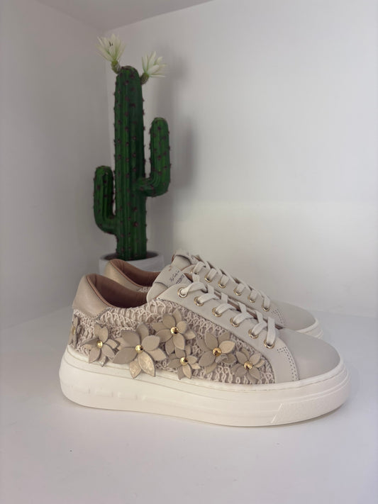 SNEAKER STOKTON MACRAME E FIORI