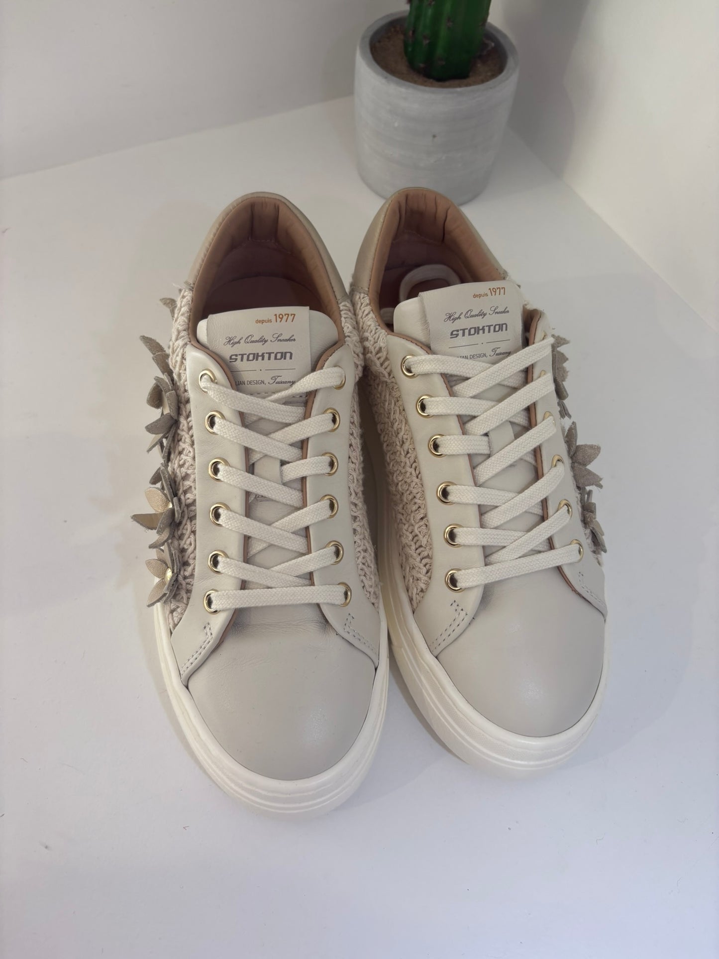 SNEAKER STOKTON MACRAME E FIORI