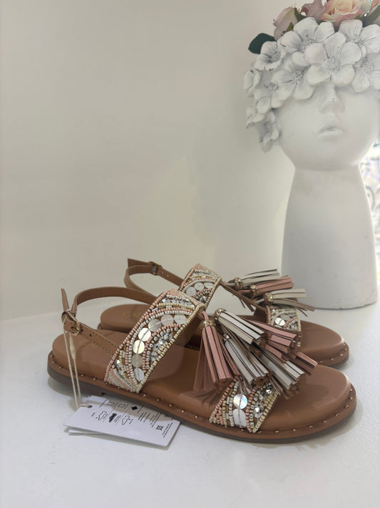 SANDALO CARMELA IN VERA PELLE E PAIETTE NUDE